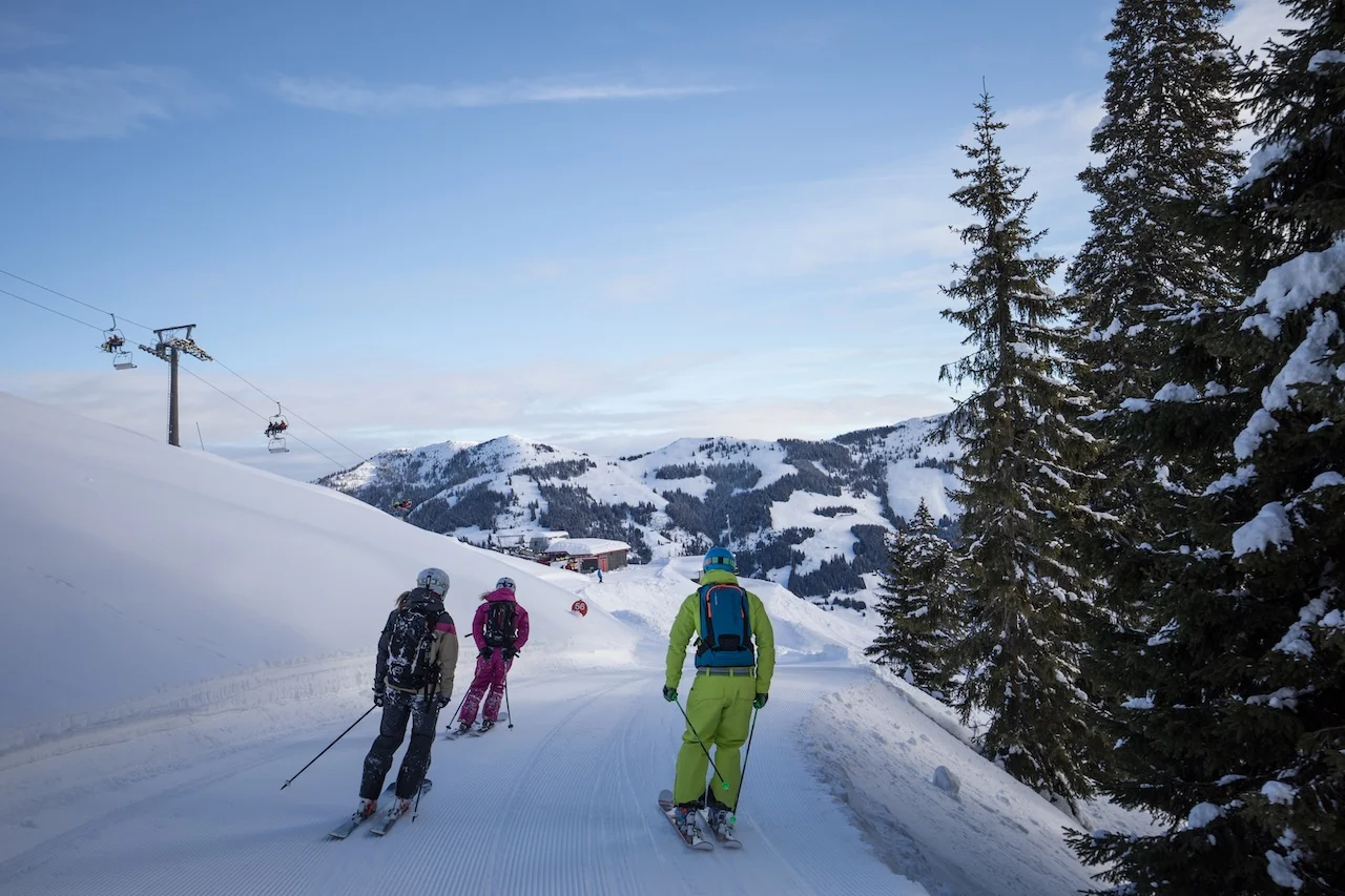 Appartement Rossalm - Menschen beim Skifahren